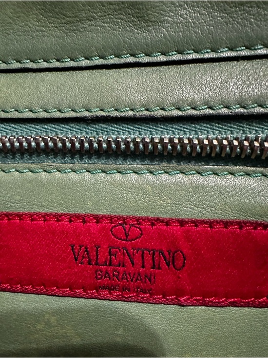 Valentino Garavani Rockstud Trapeze Crossbody Tri-Color Leather Flip Lock (C7) - Picture 16 of 17